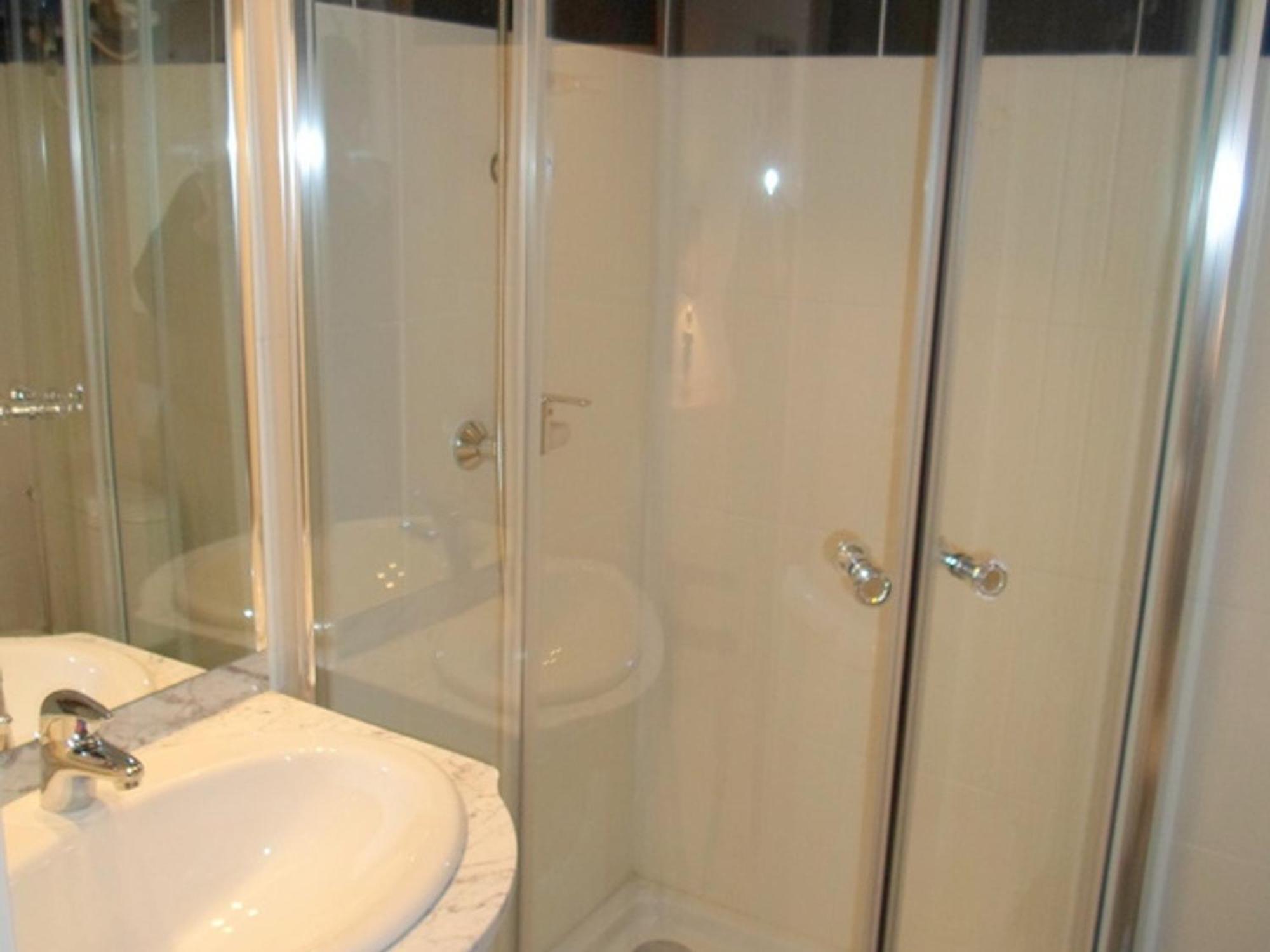 Appartement Avec Terrasse, Climatisation Et Animaux Admis, Proche Des Thermes - Fr-1-503-38 Balaruc-les-Bains Exteriör bild
